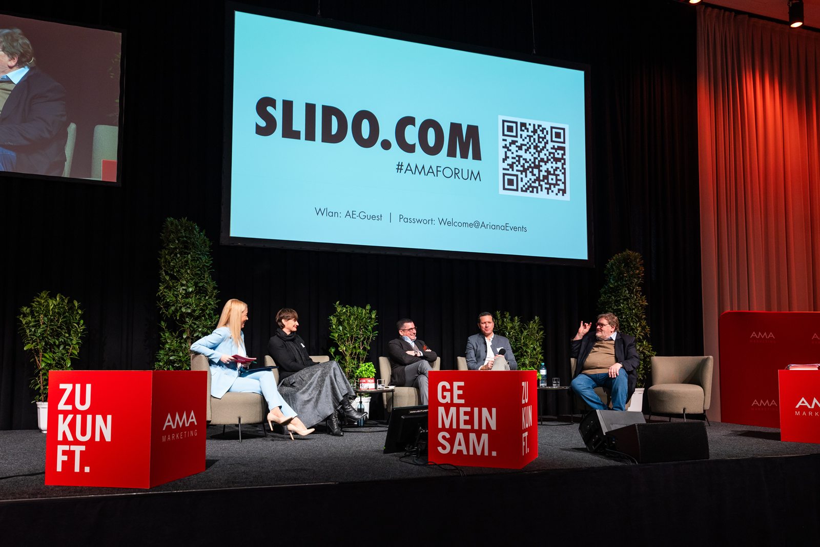 Podiumsdiskussion beim AMA-Forum